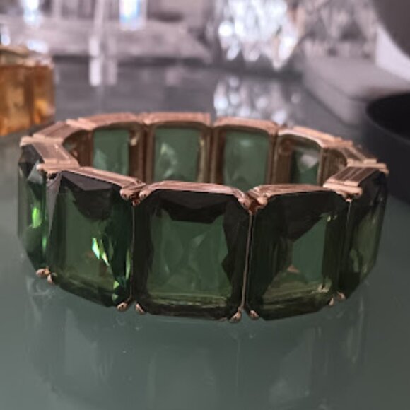 LEE By LEE ANGEL 12KT GP By The Sea Gold Emerald Green Cube Necklace - Picture 5 of 5